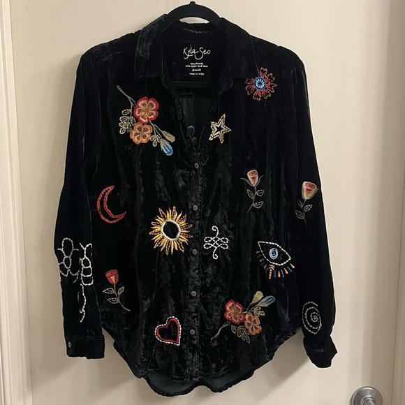NWT Kyla Seo Wrenley Velvet Embroidered Long Sleeve Button Down Shirt Size Small - Picture 2 of 14